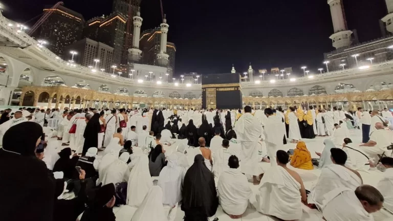 Kenapa Ratusan Ribu Jemaah Haji Dikeluarkan dari Makkah oleh Saudi?